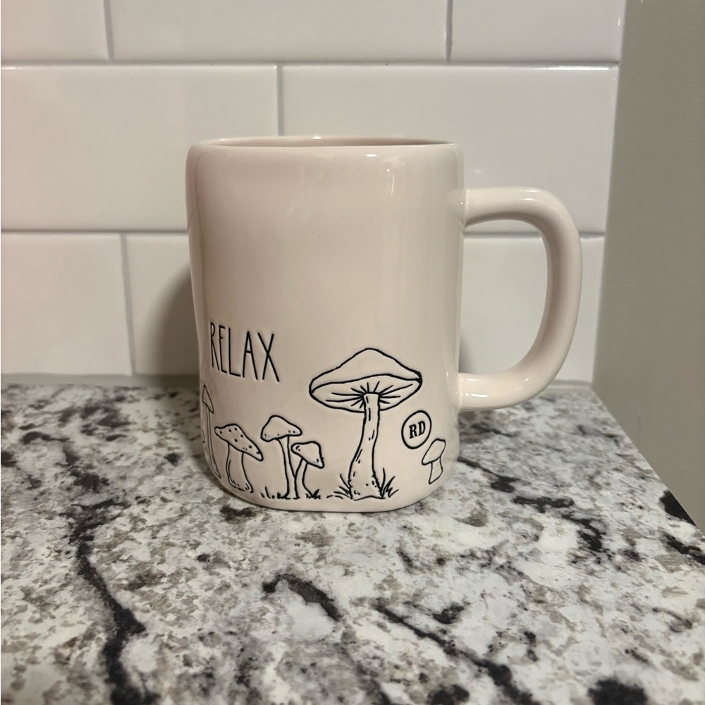 Rae Dunn ‘Relax’ Mushroom Mug